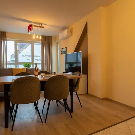 Apartament View 2 *